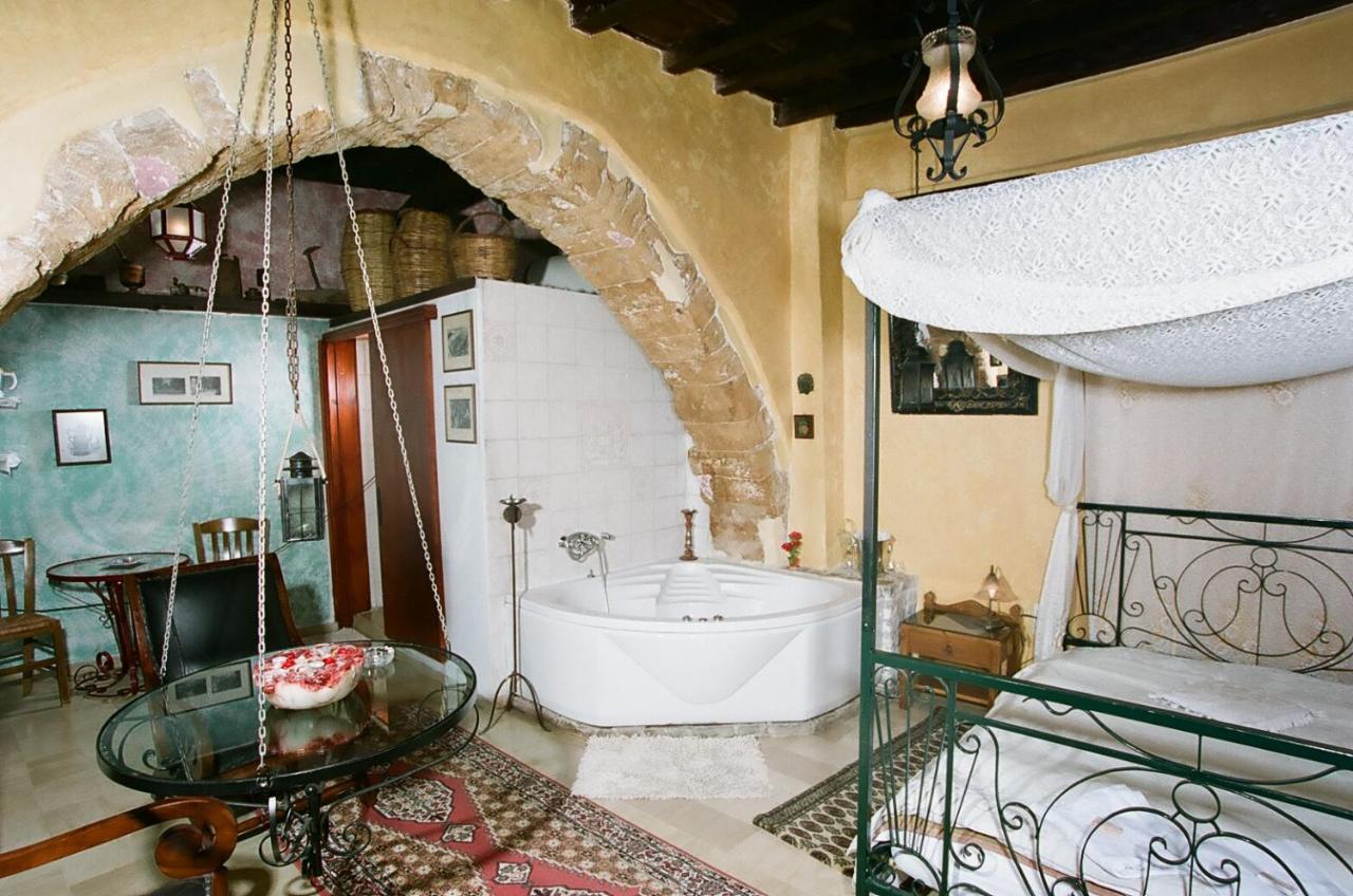 Ifigenia Trad.rooms In Oldtown By.marios Accommodatie bij particulieren *